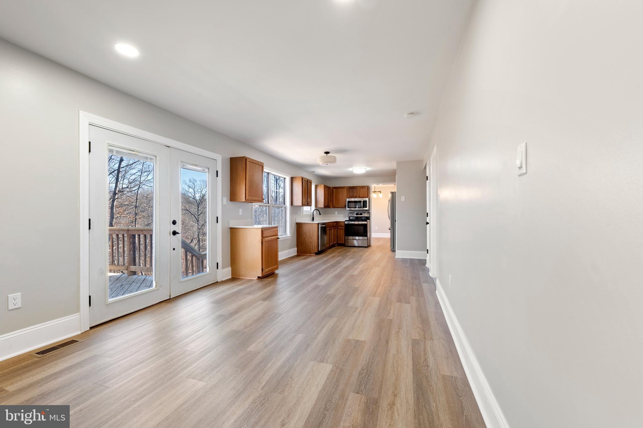 MONTCLAIR/COUNTRY CLUB - Residential