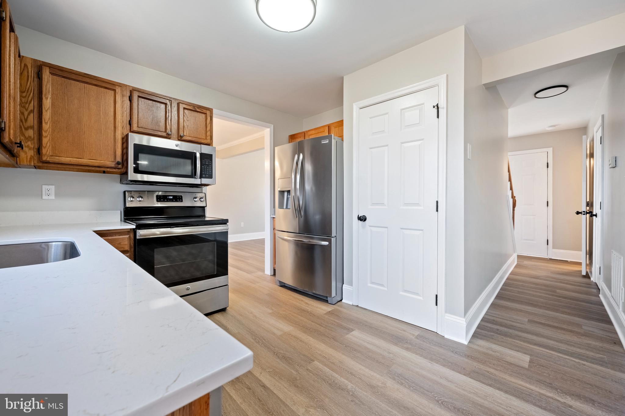 MONTCLAIR/COUNTRY CLUB - Residential