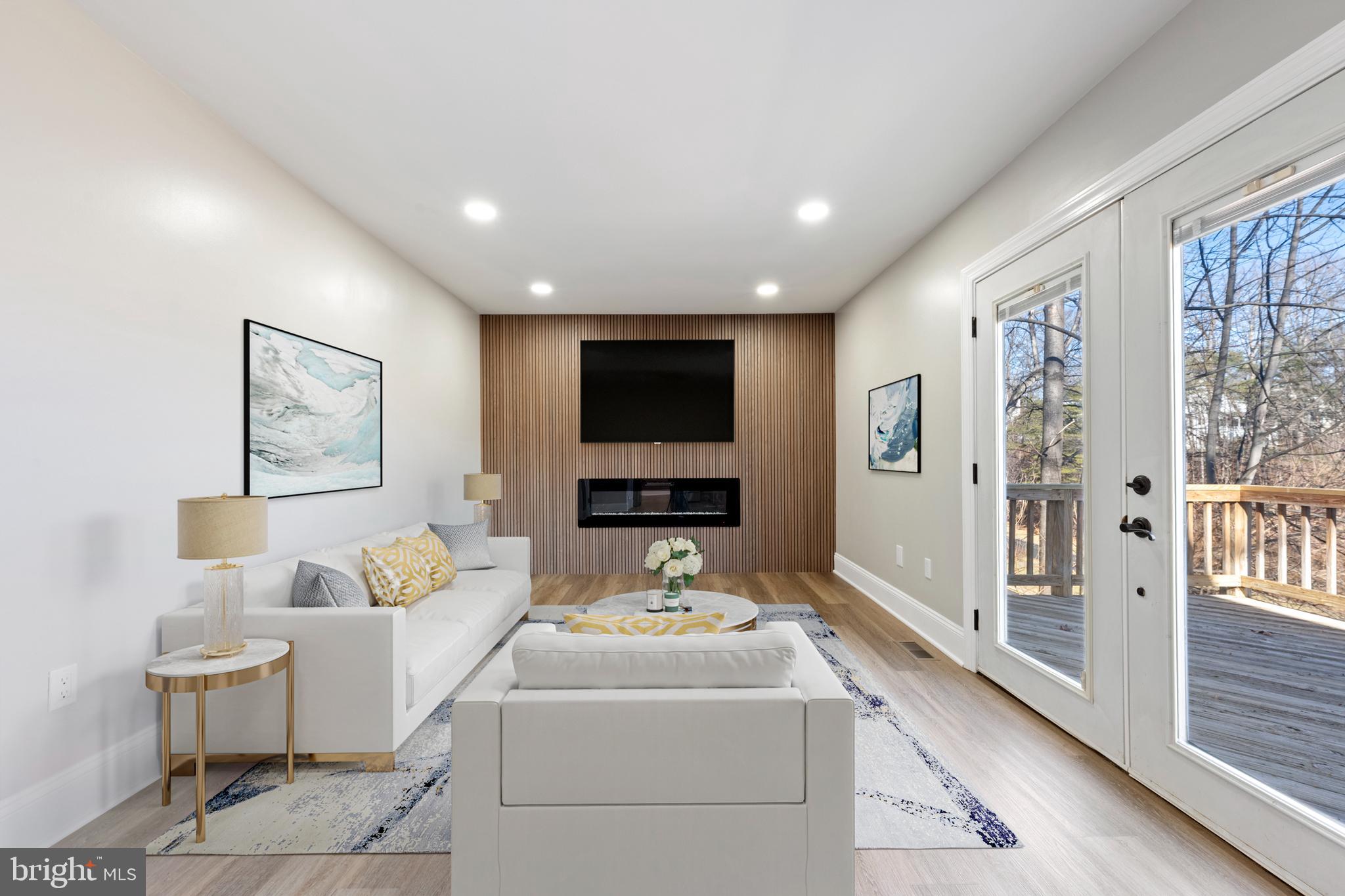 MONTCLAIR/COUNTRY CLUB - Residential