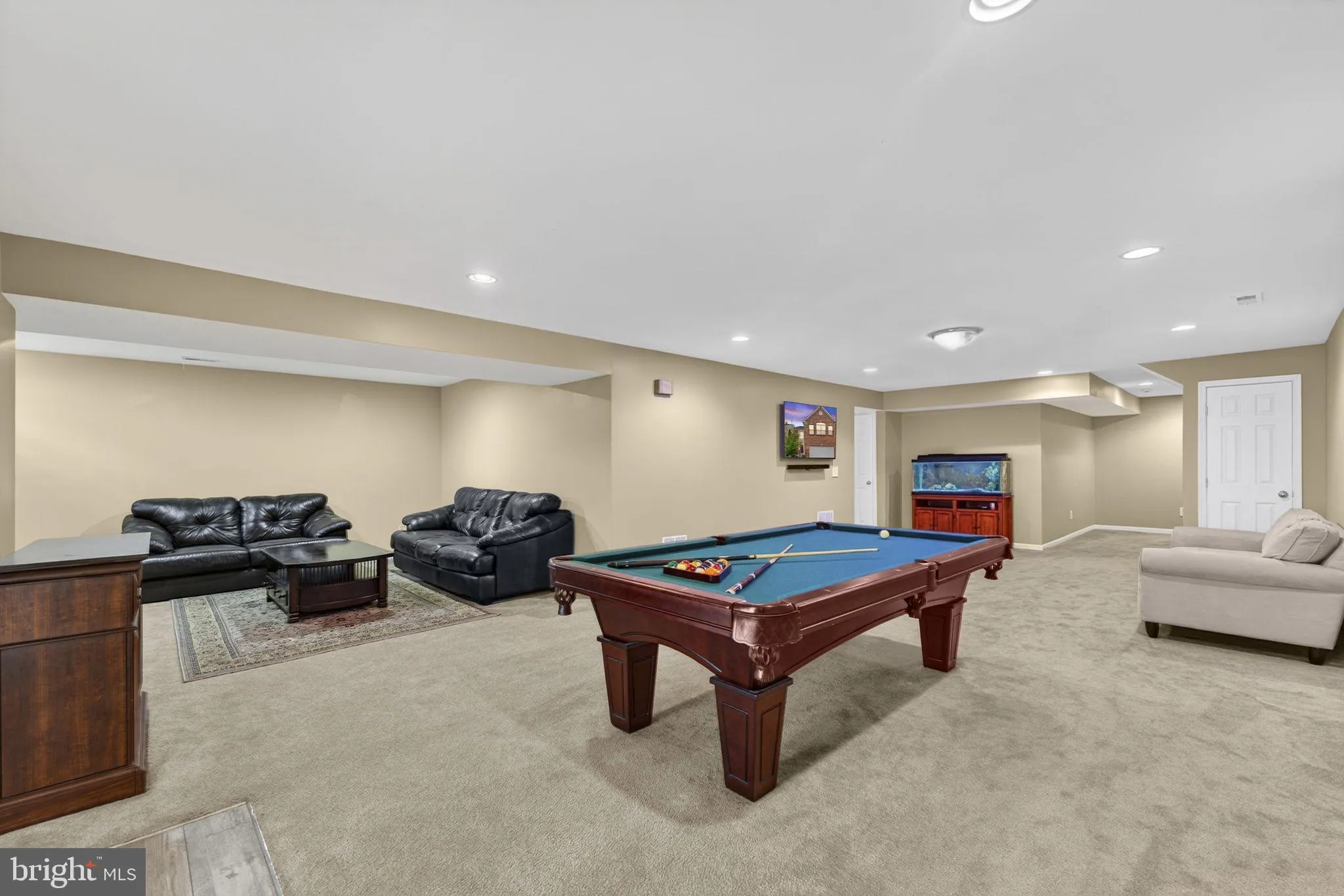 Lorton, Virginia 22079, United States, 4 Bedrooms Bedrooms, ,4 BathroomsBathrooms,Residential,Active,219209