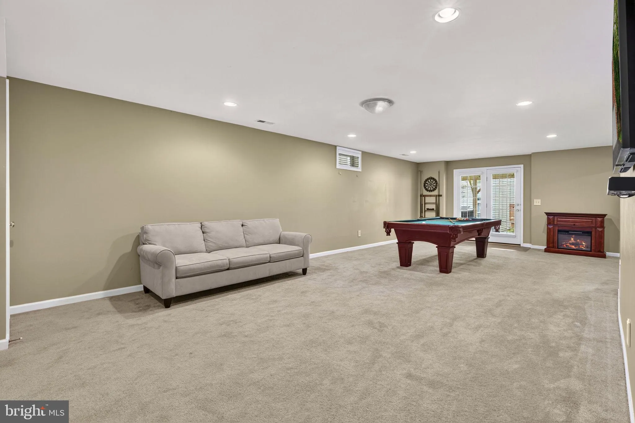 Lorton, Virginia 22079, United States, 4 Bedrooms Bedrooms, ,4 BathroomsBathrooms,Residential,Active,219209