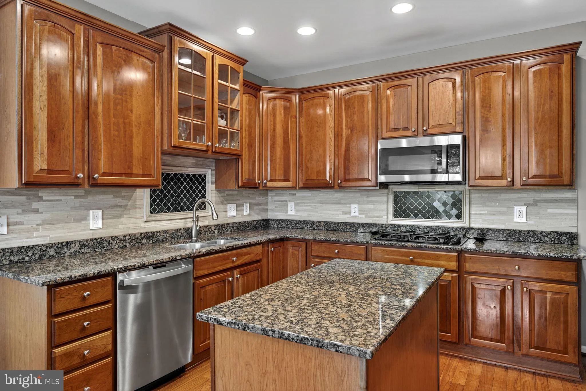 Lorton, Virginia 22079, United States, 4 Bedrooms Bedrooms, ,4 BathroomsBathrooms,Residential,Active,219209