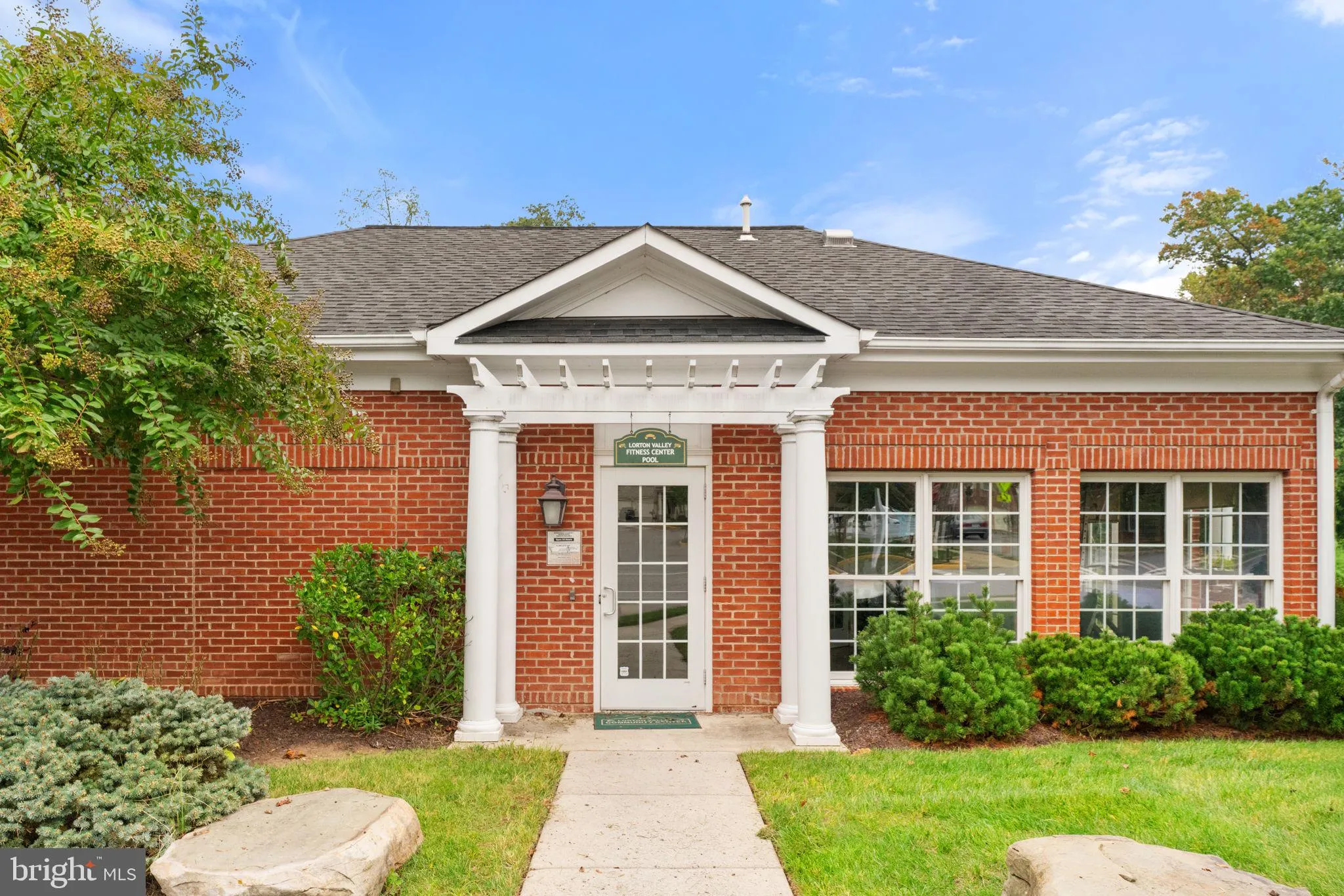 Lorton, Virginia 22079, United States, 4 Bedrooms Bedrooms, ,4 BathroomsBathrooms,Residential,Active,219209