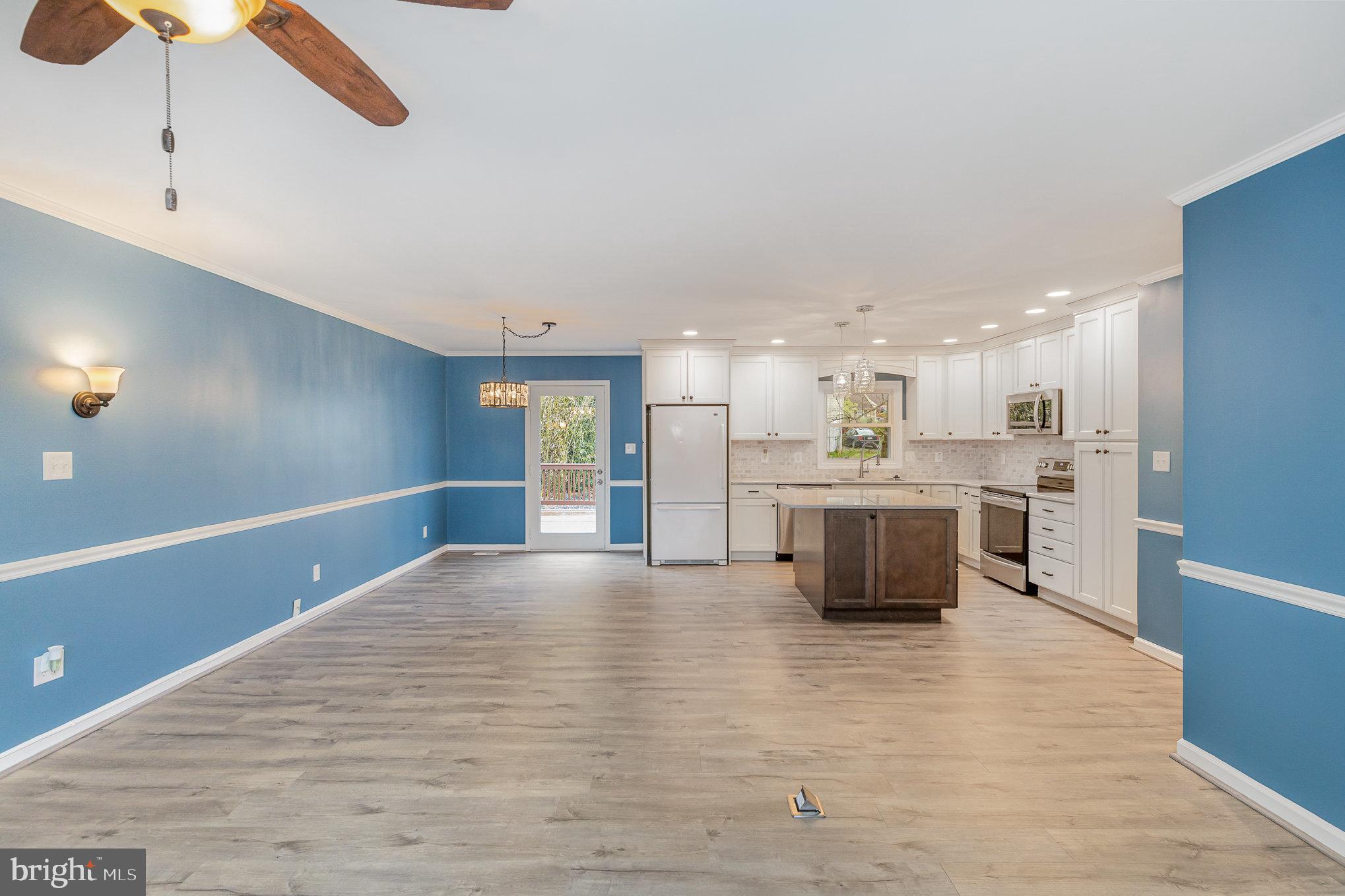 SHERATON HILLS EAST - Residential