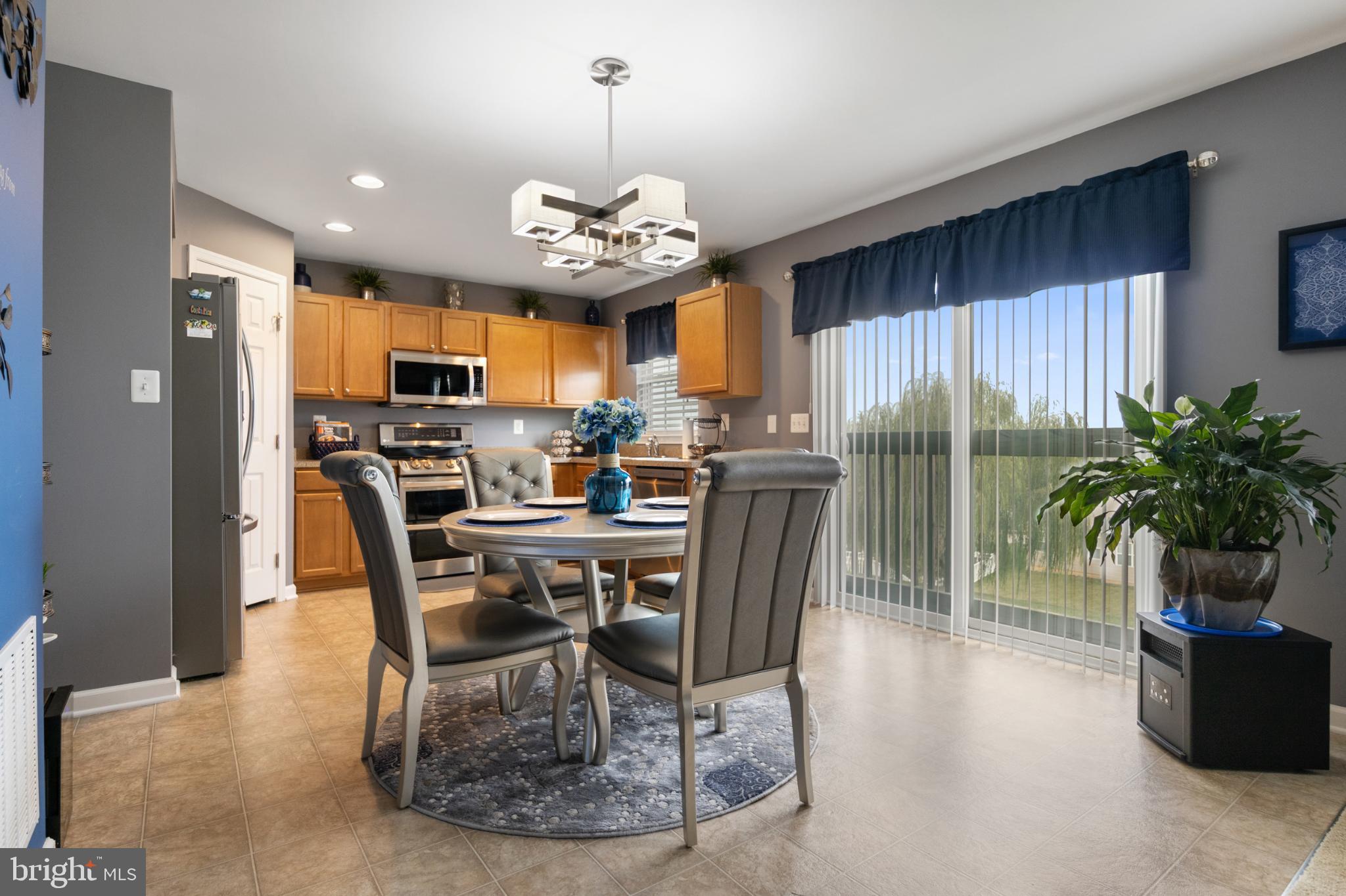 LOGANS RESERVE - Residential