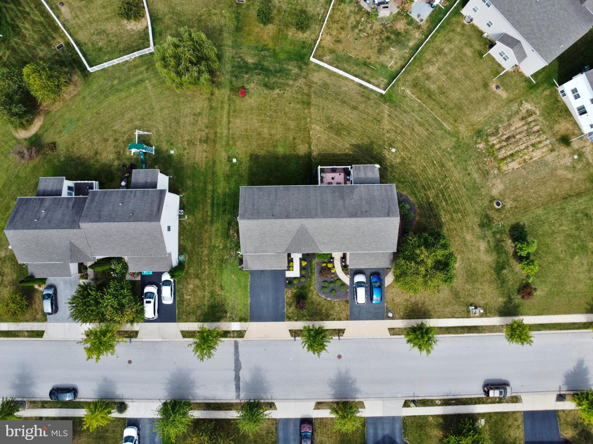 LOGANS RESERVE - Residential