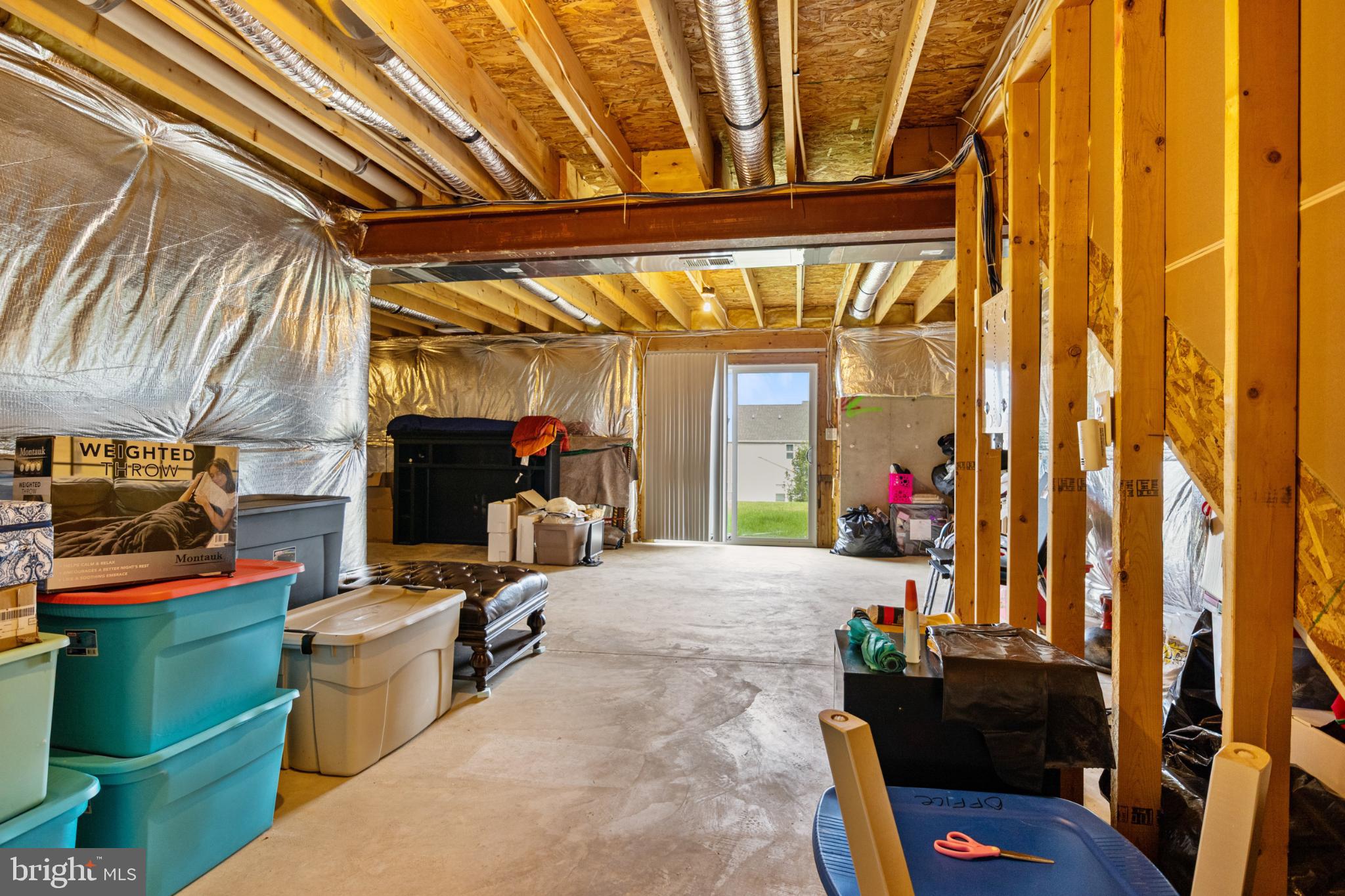 LOGANS RESERVE - Residential