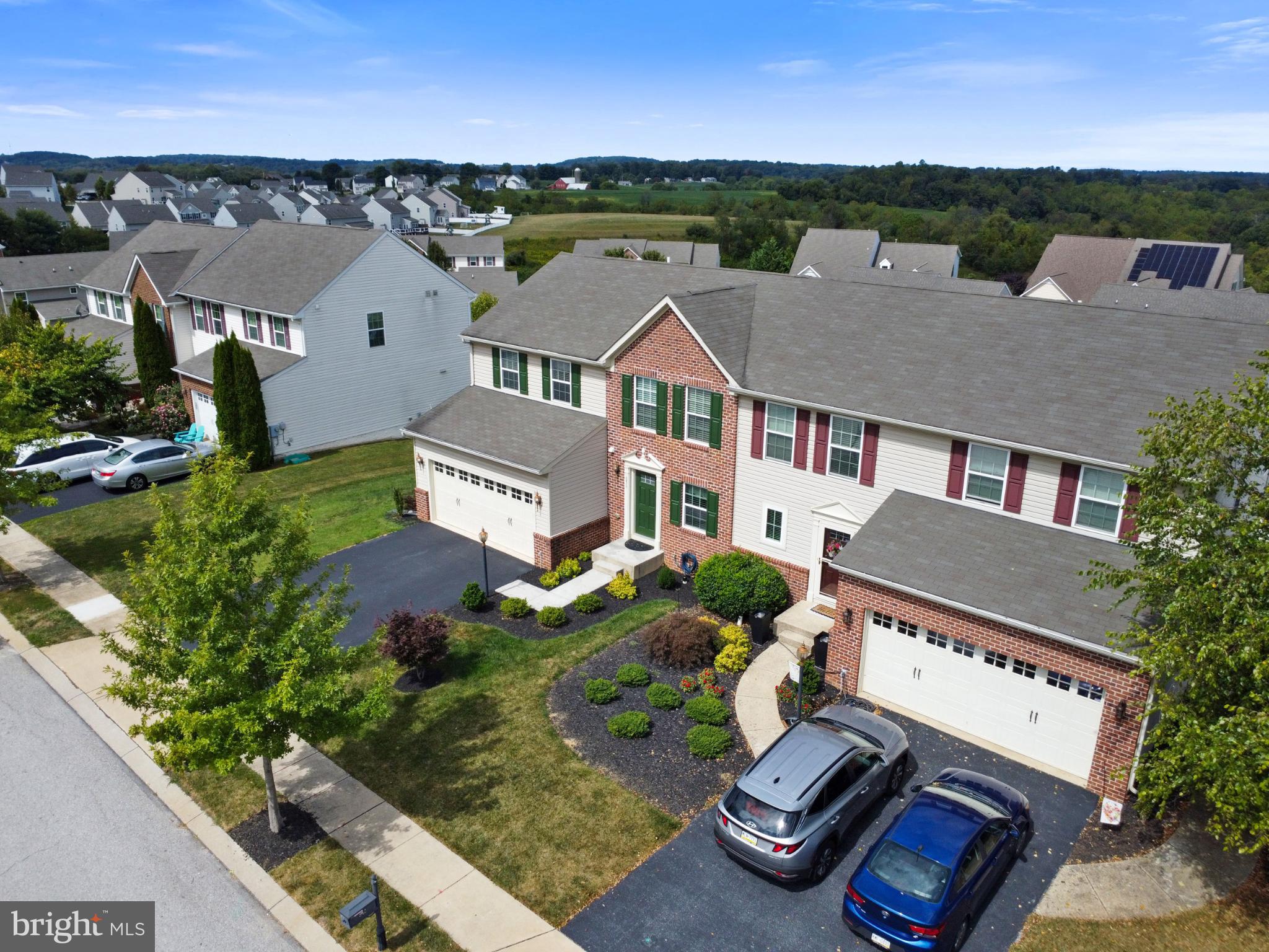 LOGANS RESERVE - Residential