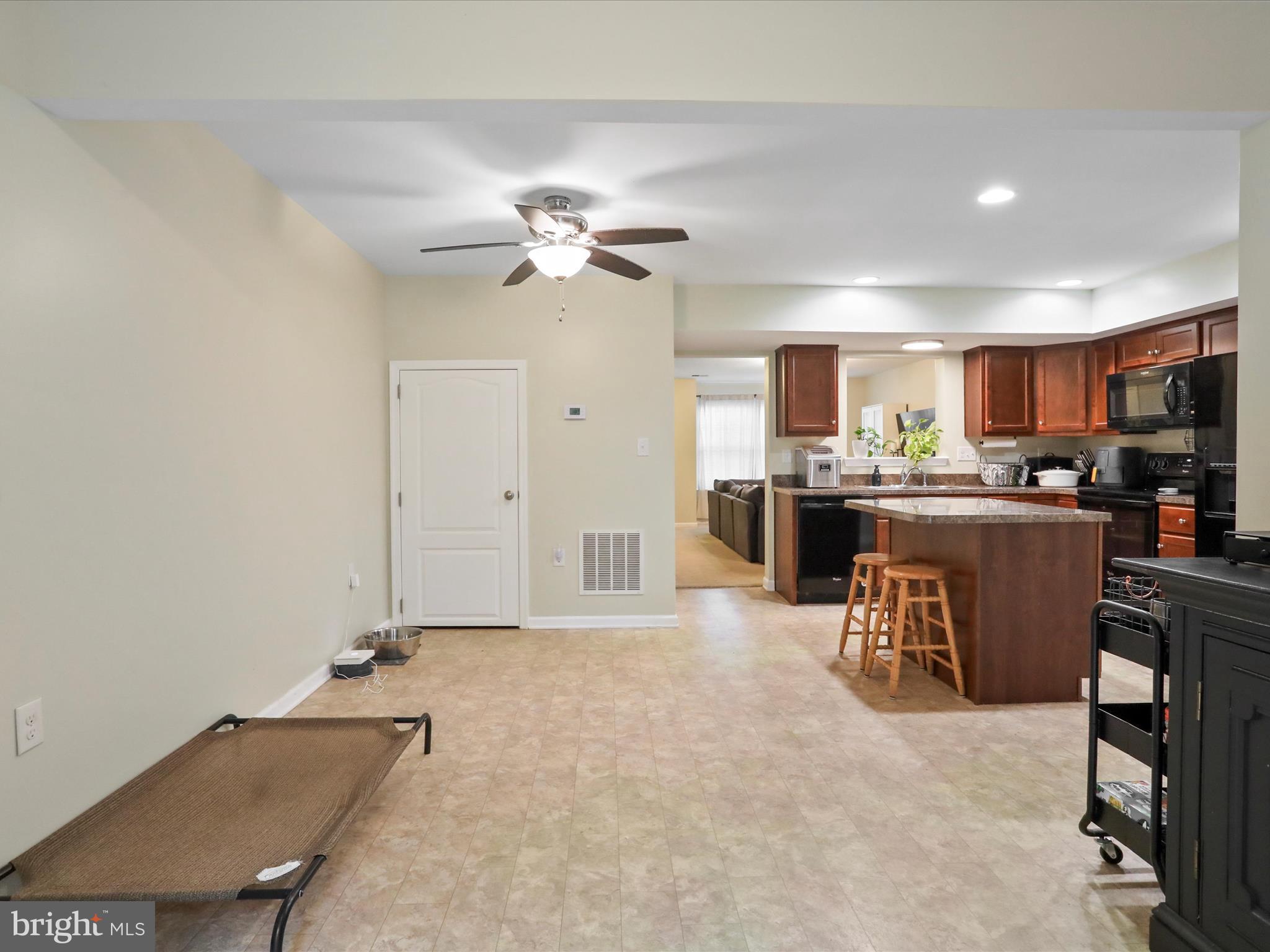 MANOR PARK - Residential