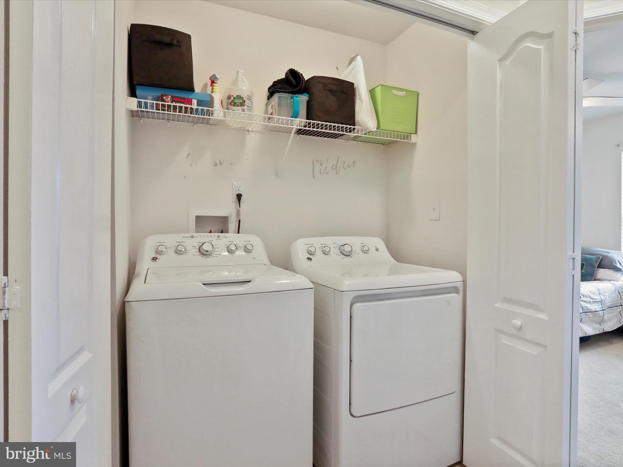 MANOR PARK - Residential