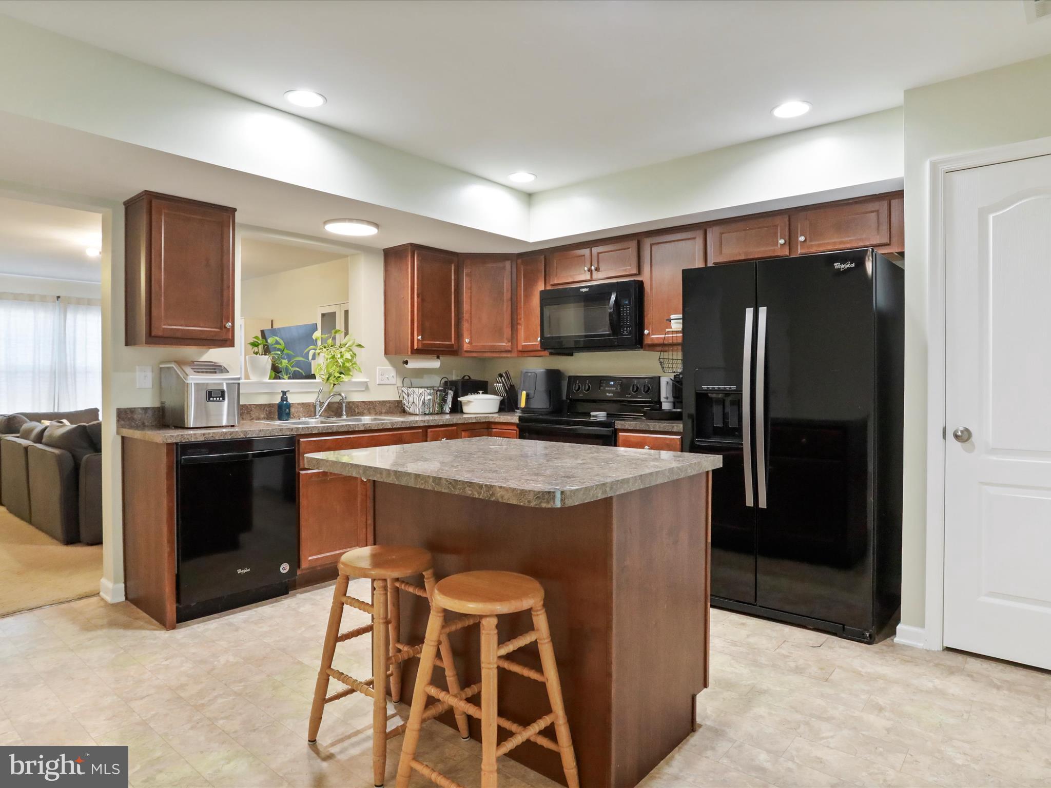 MANOR PARK - Residential