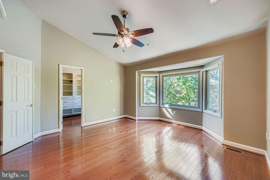 SUMMIT CHASE - Residential Lease