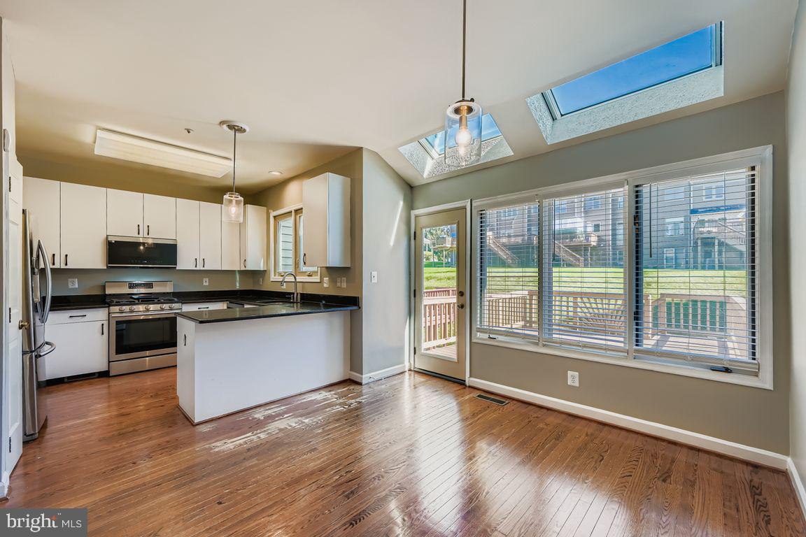 SUMMIT CHASE - Residential Lease