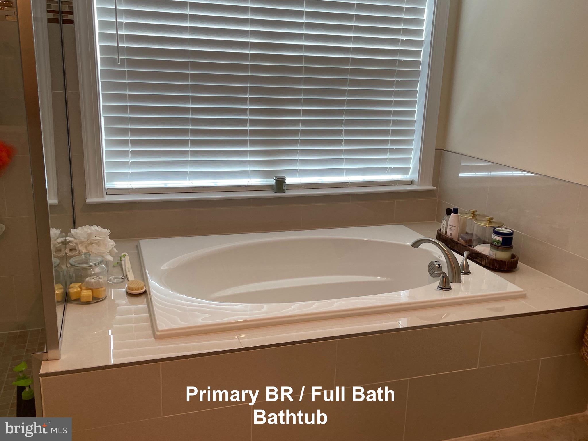 GRAHAM PARK SHORES - Residential