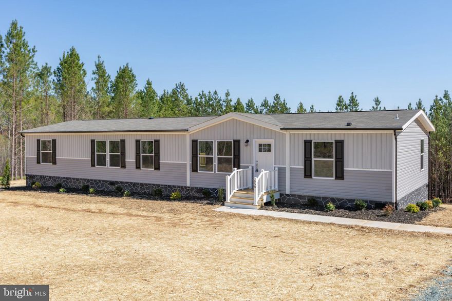 Complete! NEW 3 Bed 3 bath home! Sitting on 2.74 acres this new construction home is just minutes from the town of Bremo Bluff! Located in the Firefly Fios area!  2,001 sq.ft. home features 2 living rooms, flex room, ceiling fans, LARGE kitchen, stainless steel appliances, TONS of cabinet storage and countertop space! Large Primary bathroom with double vanities, walk-in storage , additional study/office, stainless steel appliances, Farmhouse exterior, 10x12 rear deck, sidewalk and landscaping across the front!  NO RESTRICTIONS!