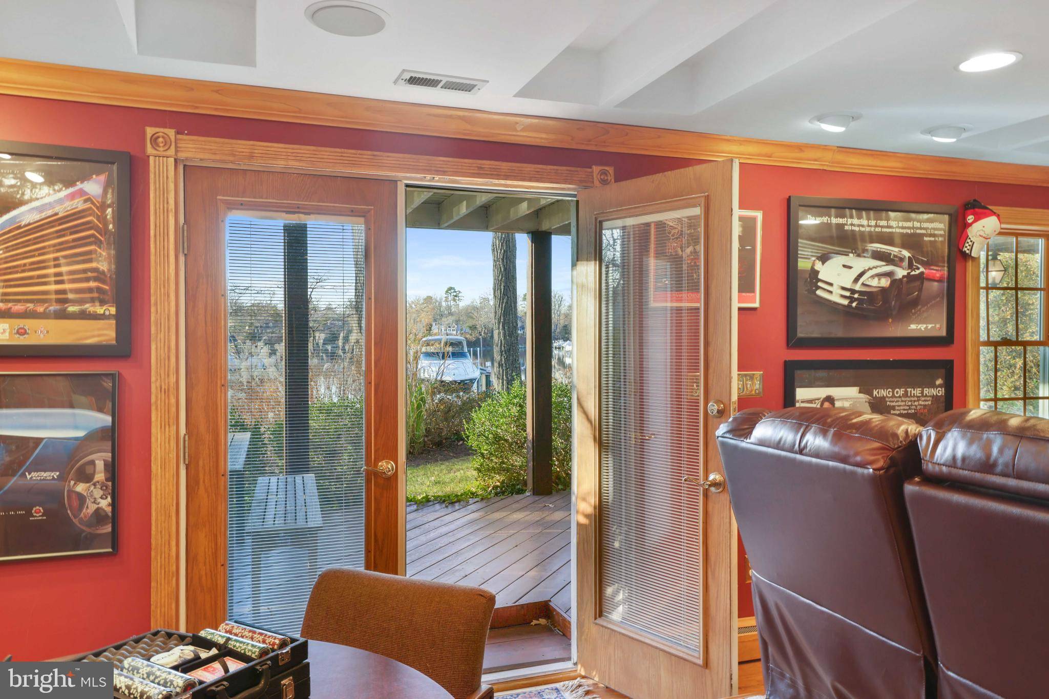 FAIR OAKS ON THE MAGOTHY - Residential