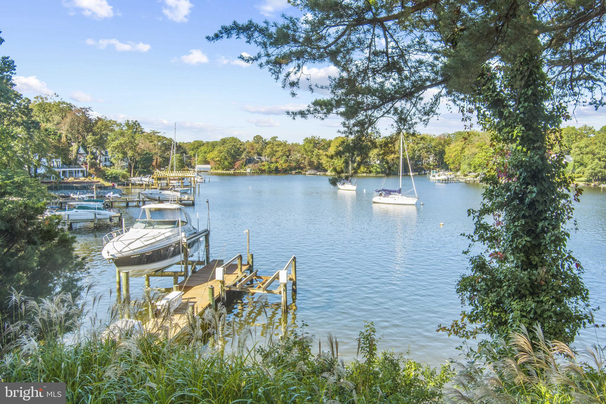 FAIR OAKS ON THE MAGOTHY - Residential