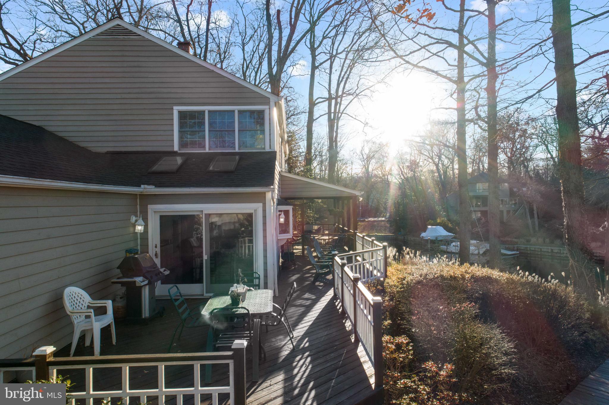 FAIR OAKS ON THE MAGOTHY - Residential