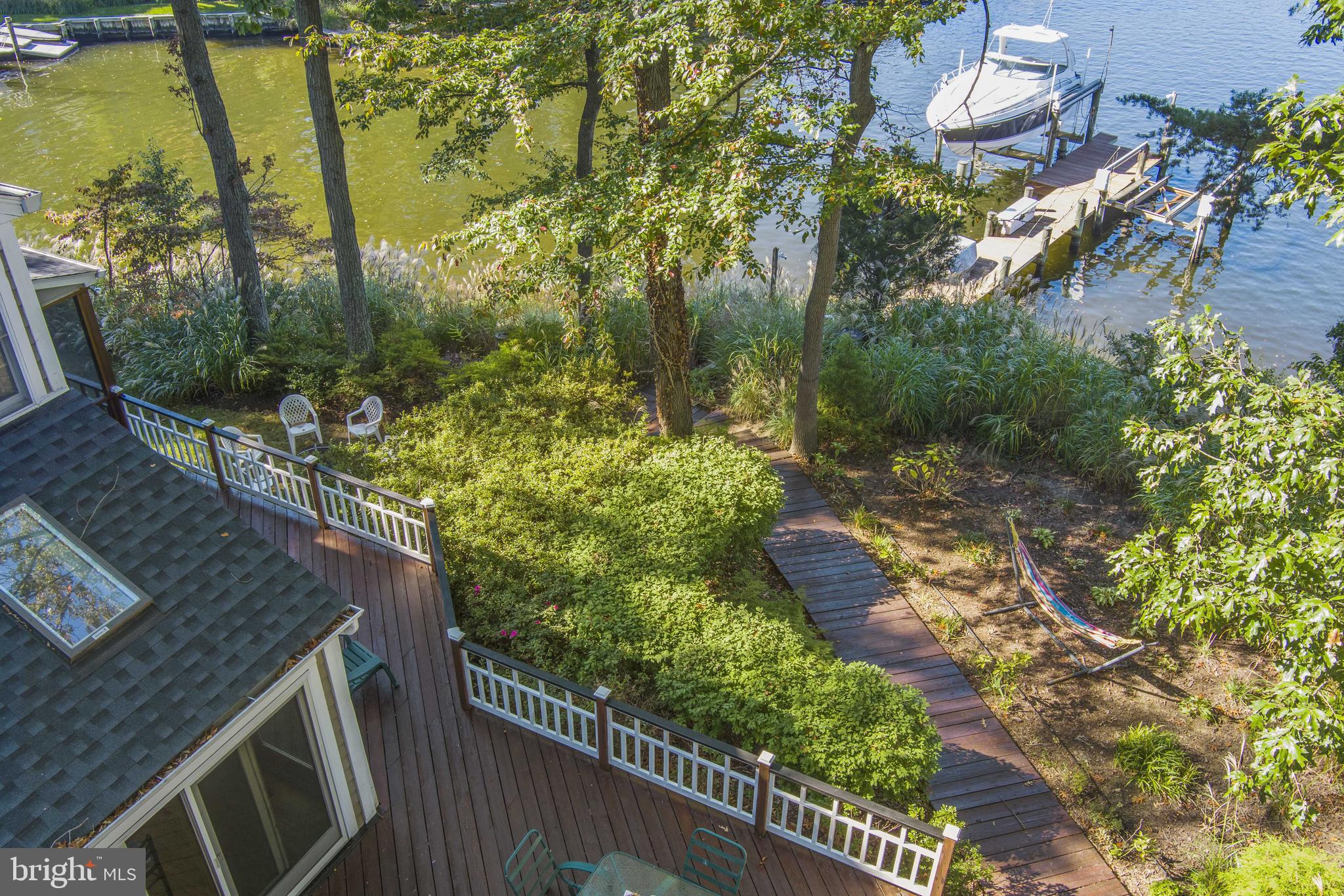 FAIR OAKS ON THE MAGOTHY - Residential