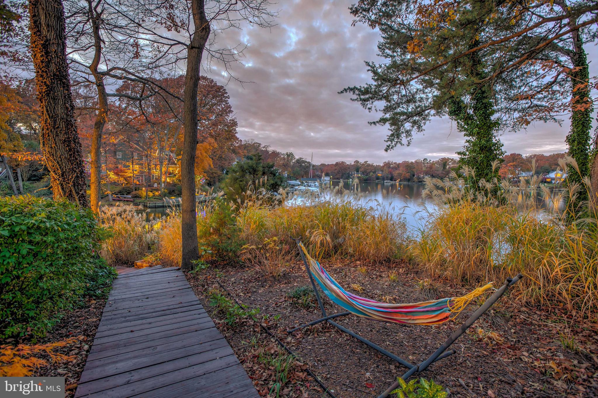 FAIR OAKS ON THE MAGOTHY - Residential