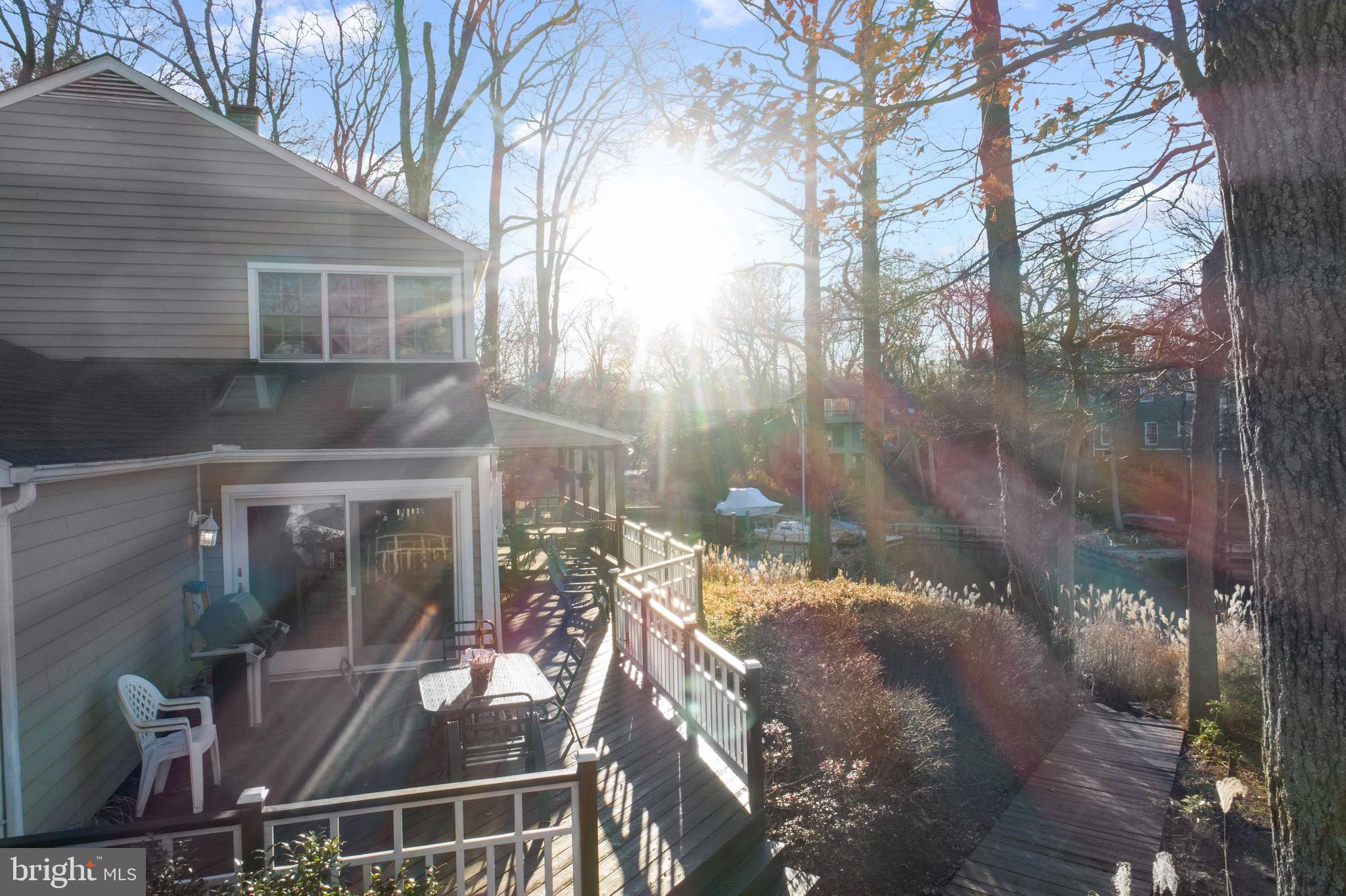 FAIR OAKS ON THE MAGOTHY - Residential