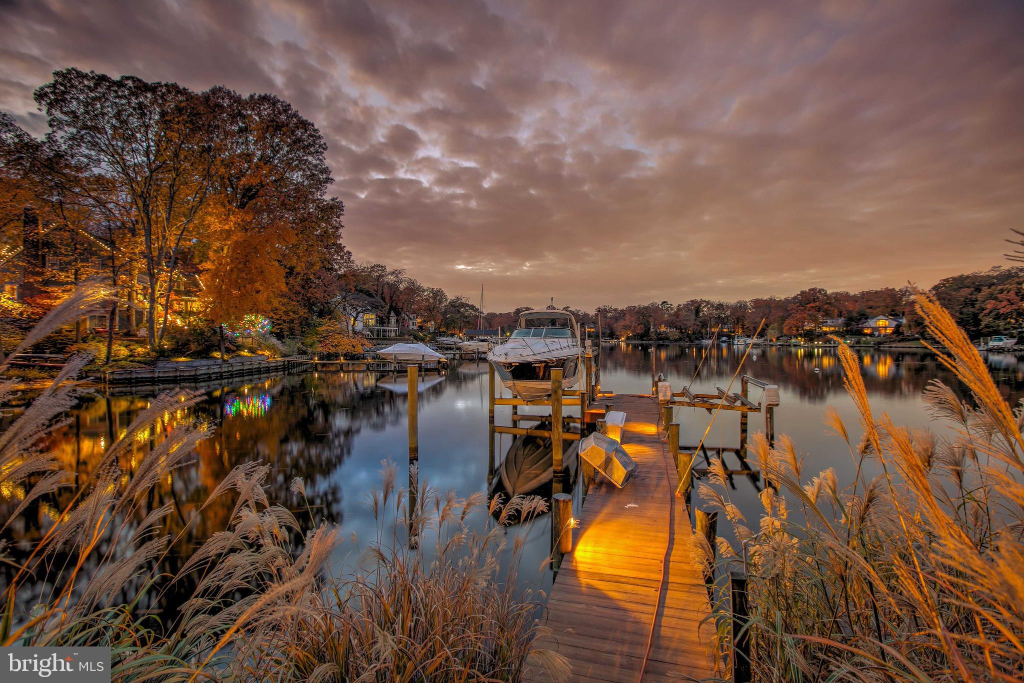 FAIR OAKS ON THE MAGOTHY - Residential