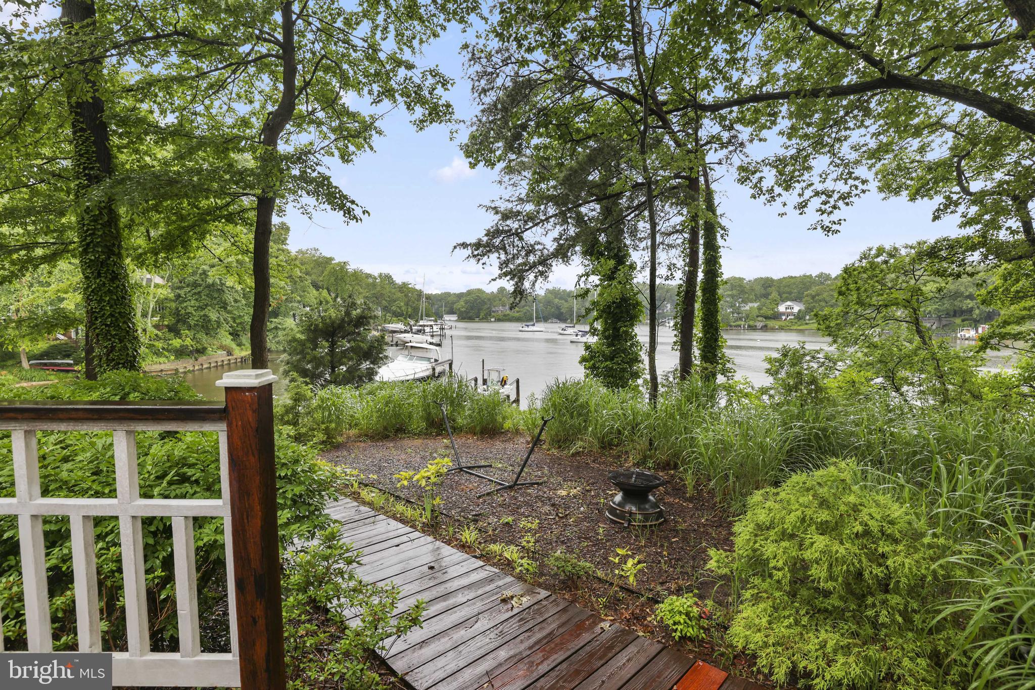 FAIR OAKS ON THE MAGOTHY - Residential