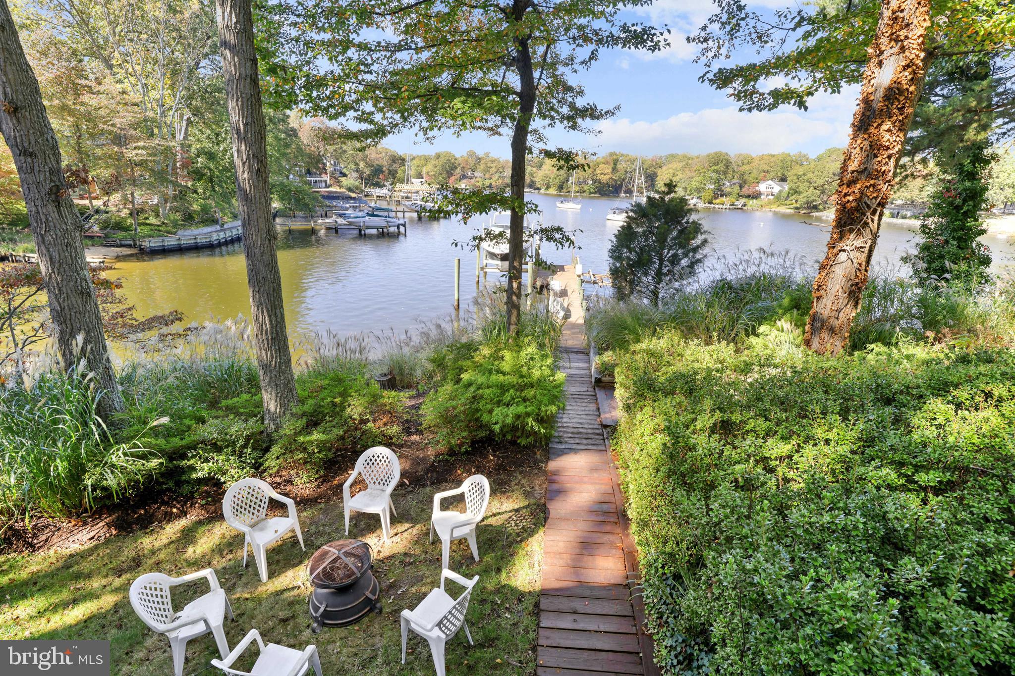 FAIR OAKS ON THE MAGOTHY - Residential