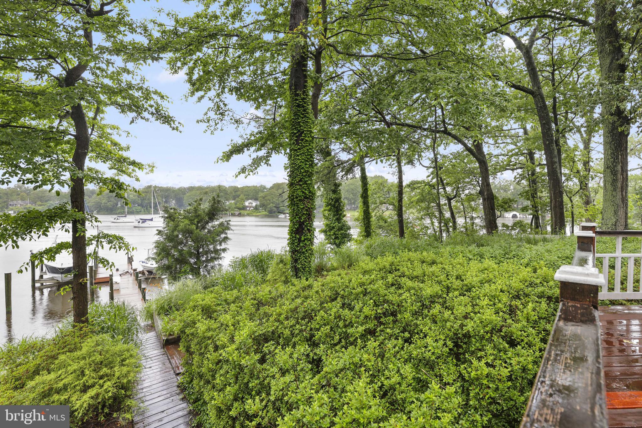 FAIR OAKS ON THE MAGOTHY - Residential