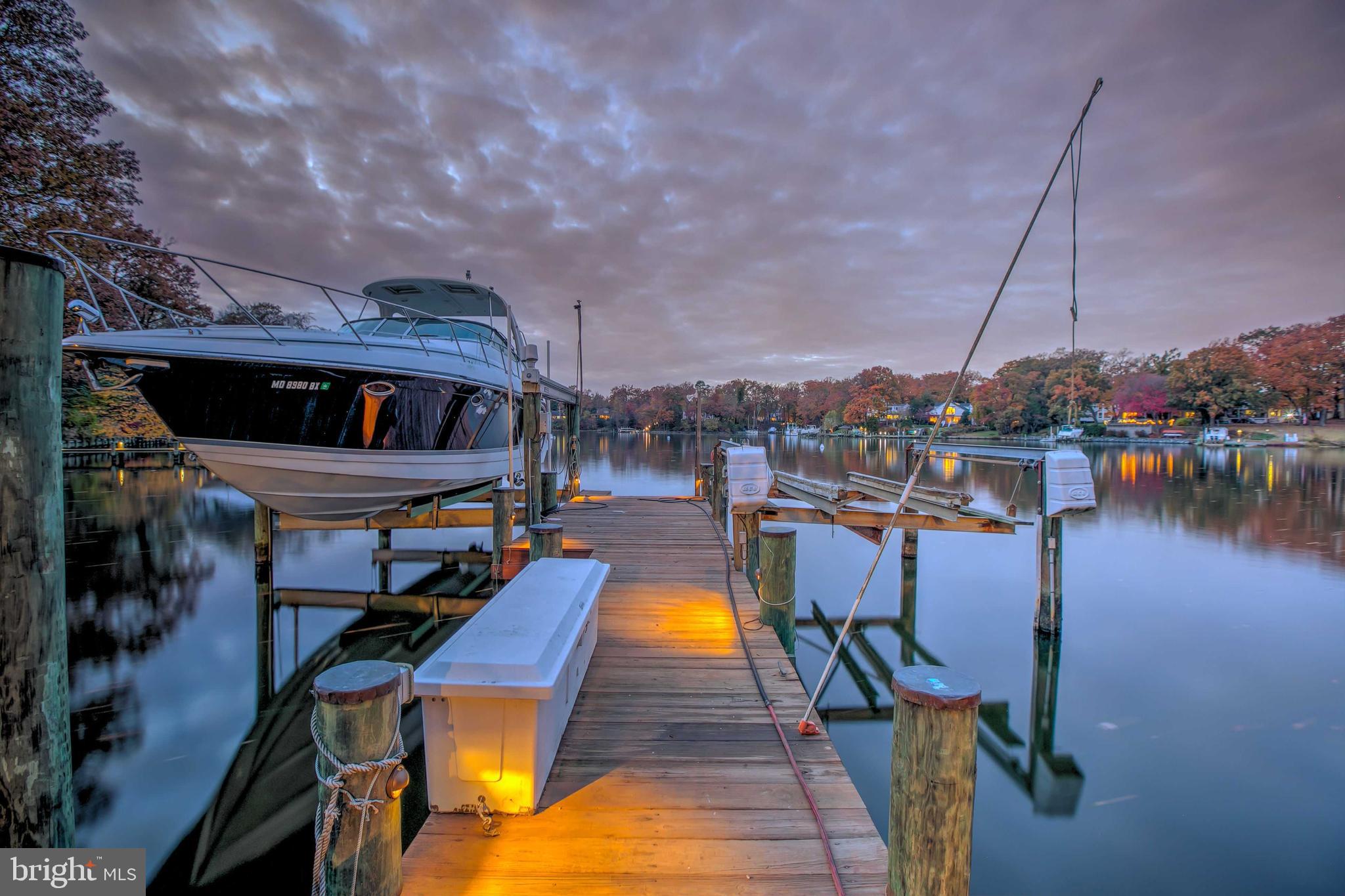 FAIR OAKS ON THE MAGOTHY - Residential