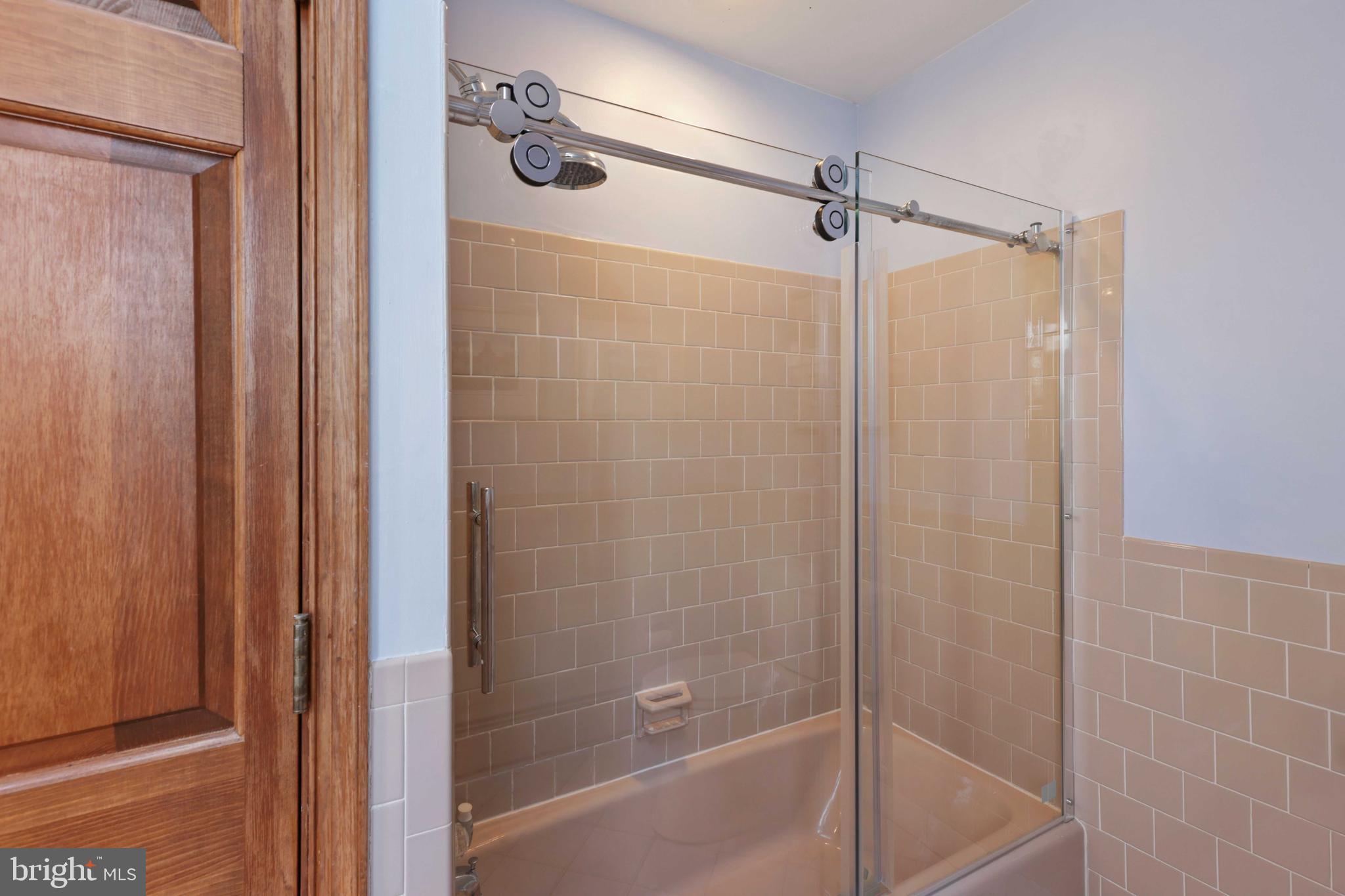 FAIR OAKS ON THE MAGOTHY - Residential