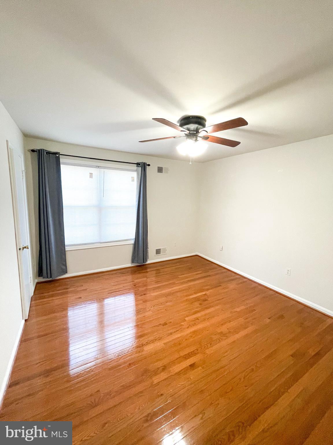 SOMERSET - Residential Lease