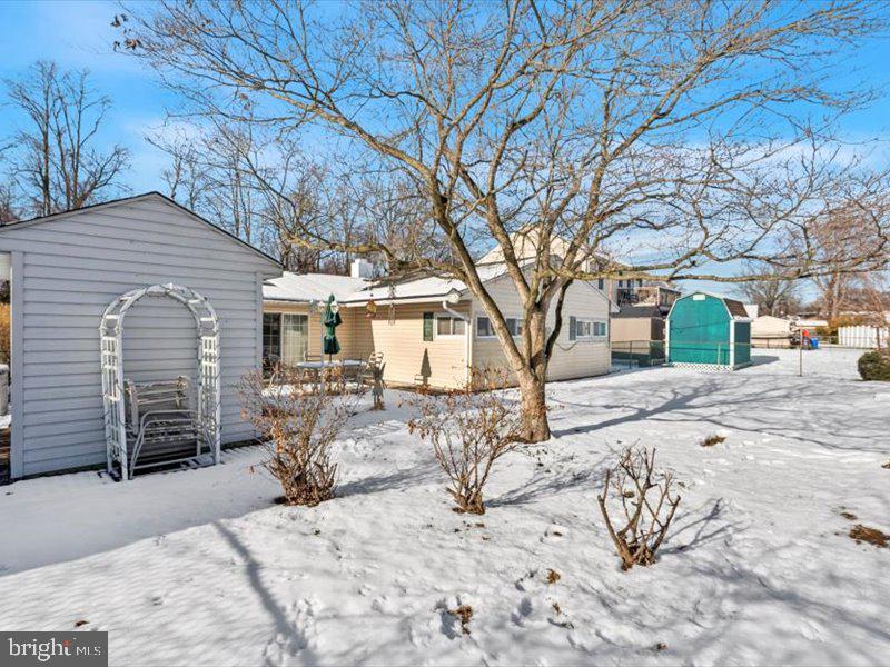 MAGNOLIA HILL - Residential