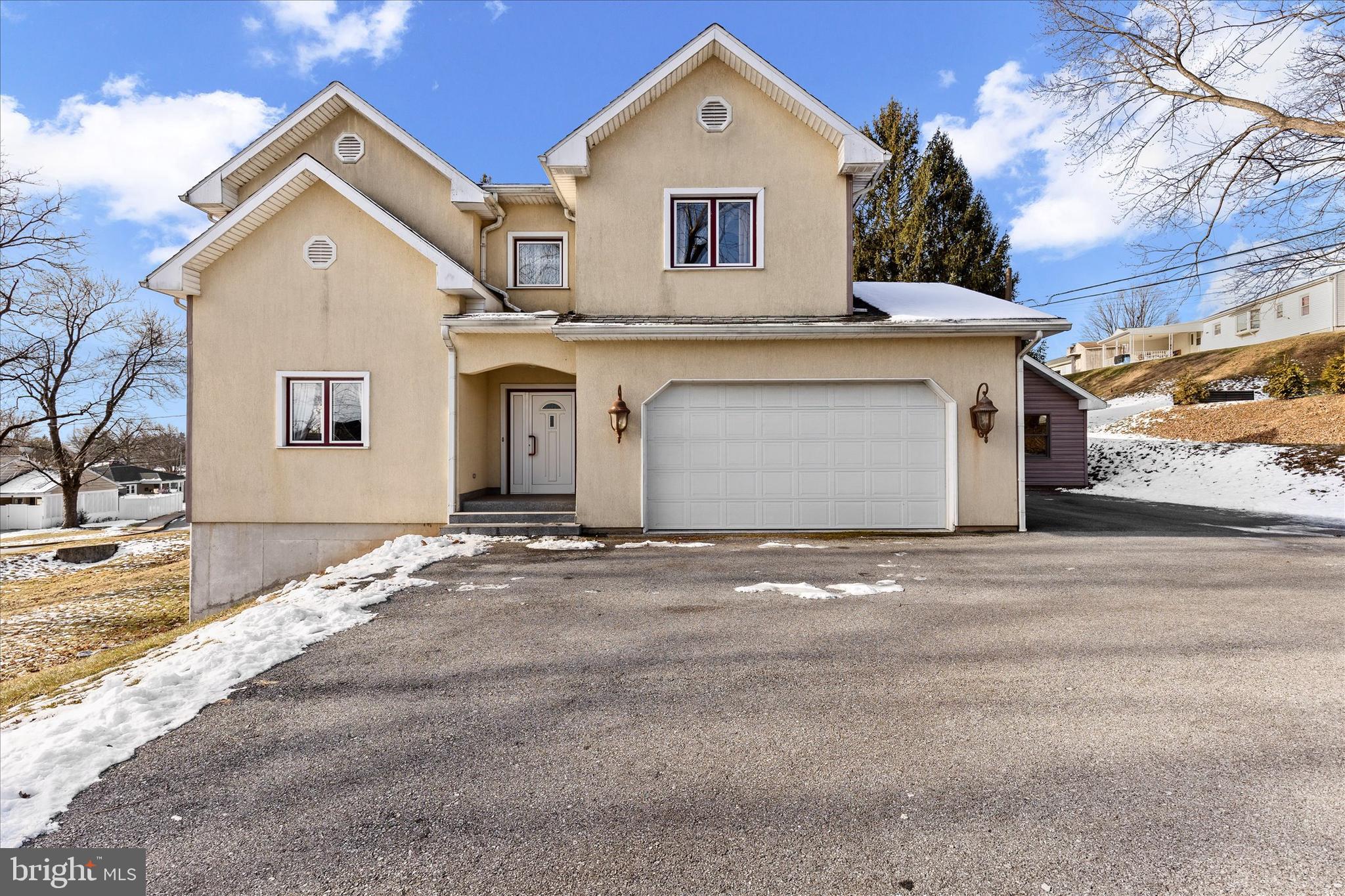 MANHEIM - Residential