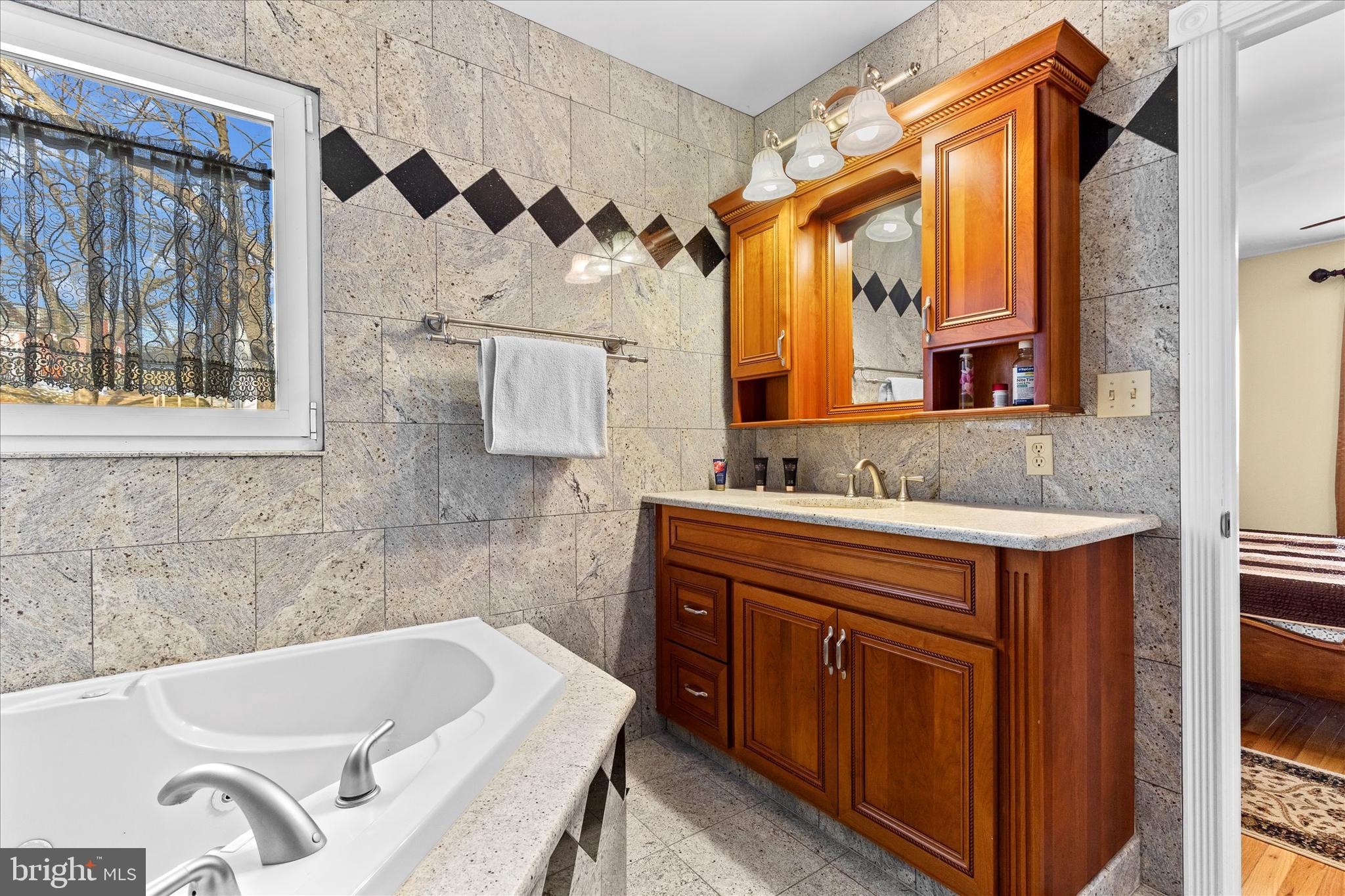 MANHEIM - Residential