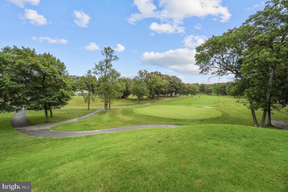 LEISURE WORLD - Residential