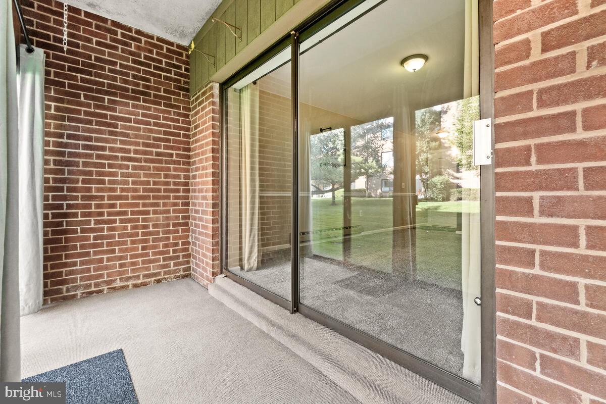 LEISURE WORLD - Residential