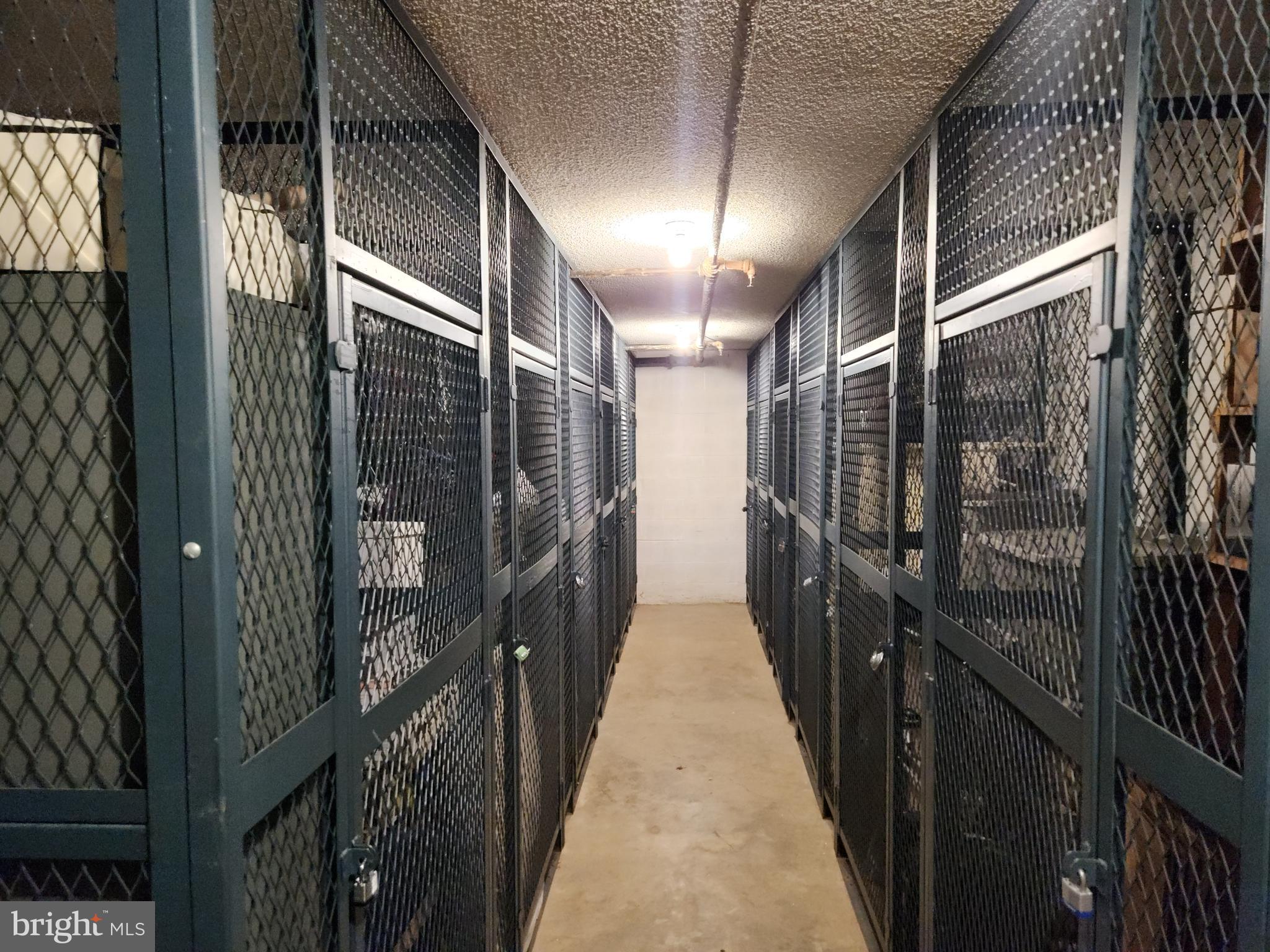 LEISURE WORLD - Residential