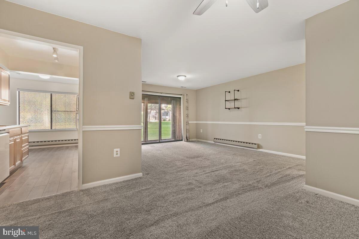 LEISURE WORLD - Residential