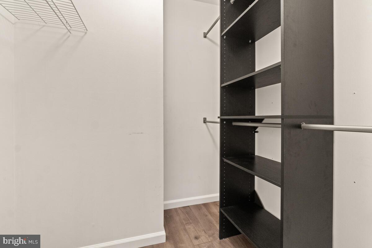 LEISURE WORLD - Residential