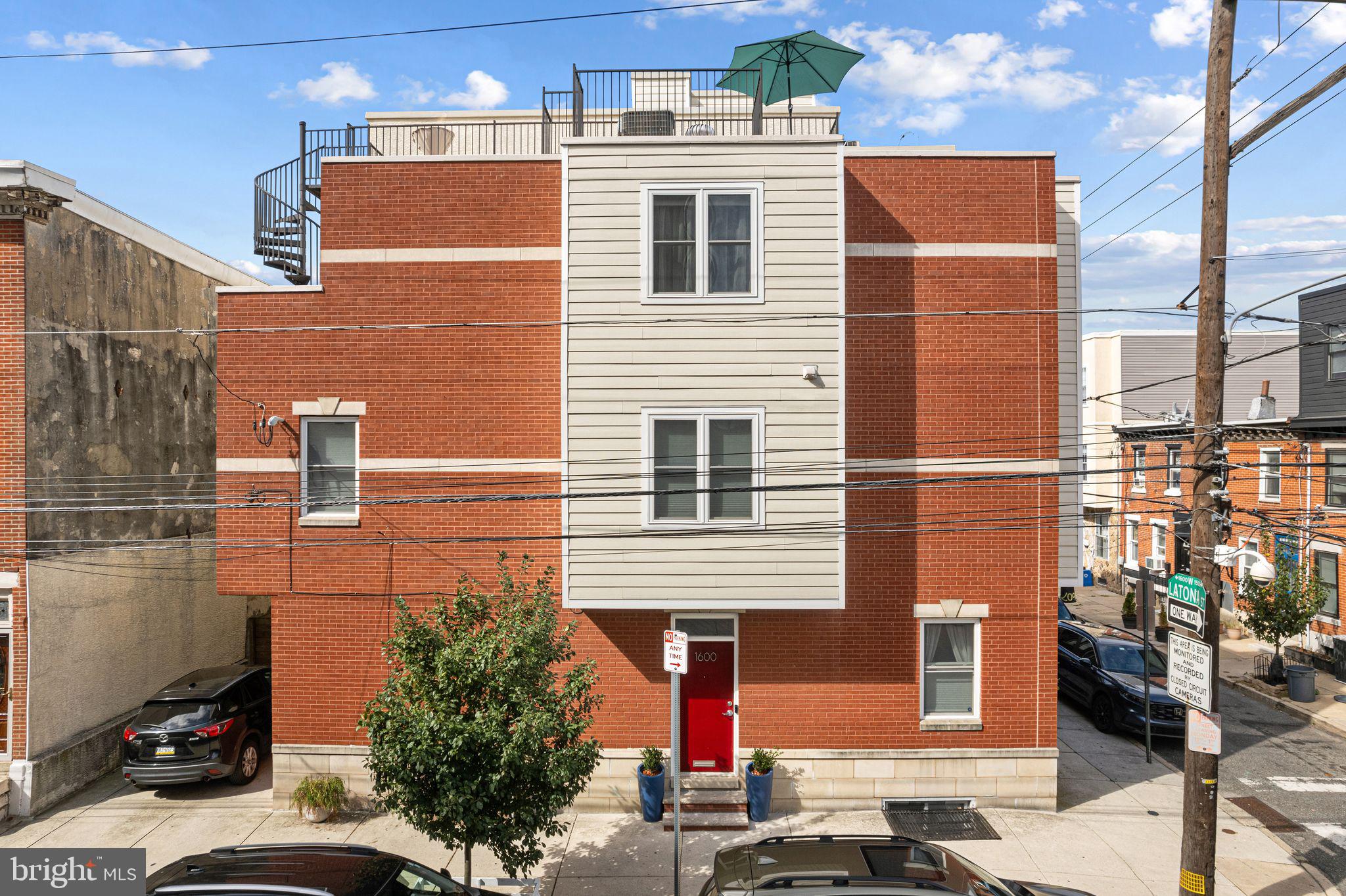 POINT BREEZE - Residential