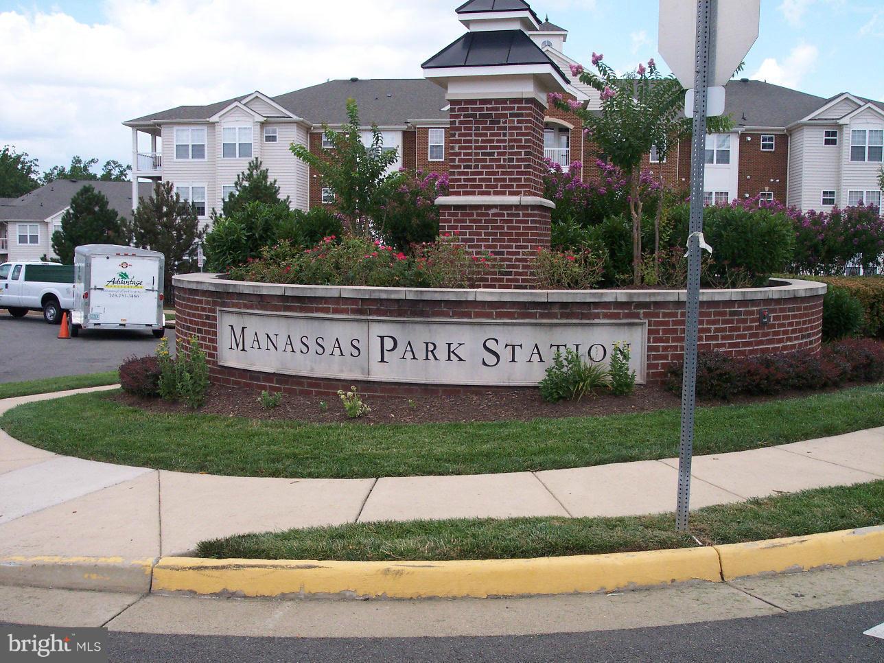 THE RESERVE CONDOMINIUMS - Residential Lease