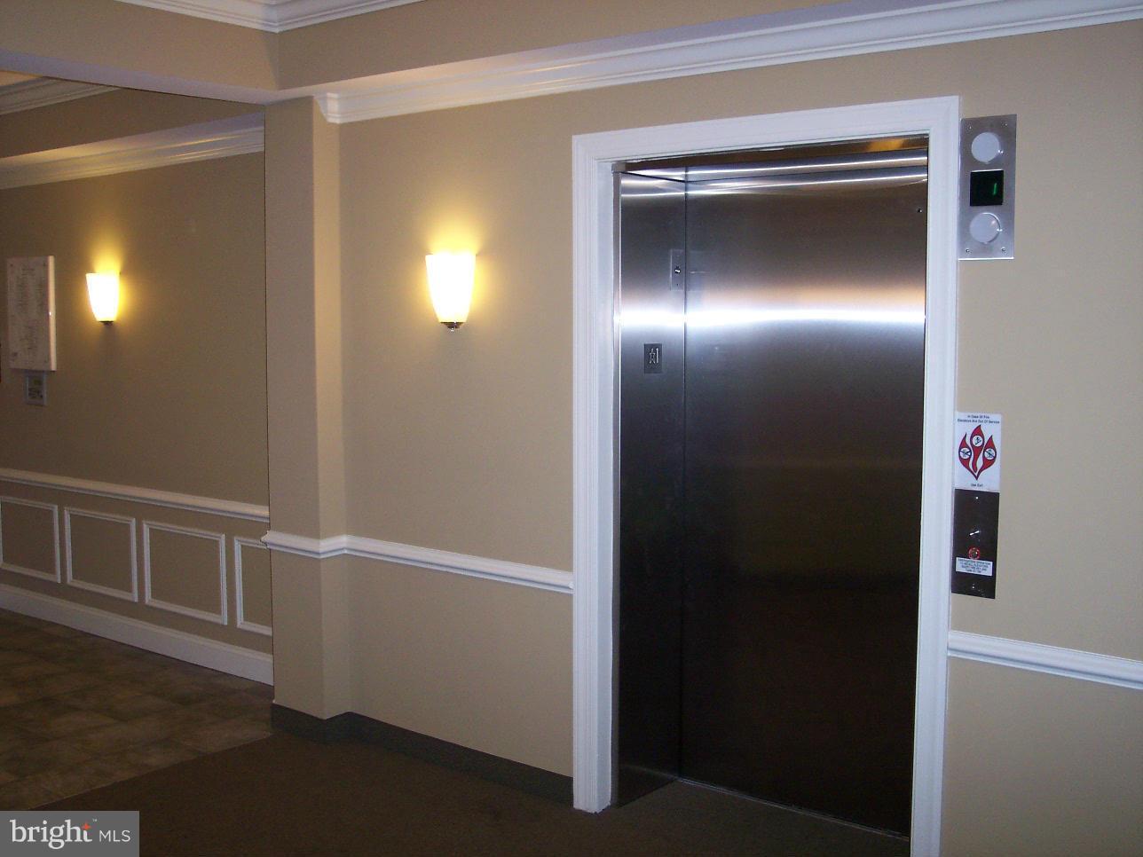 THE RESERVE CONDOMINIUMS - Residential Lease