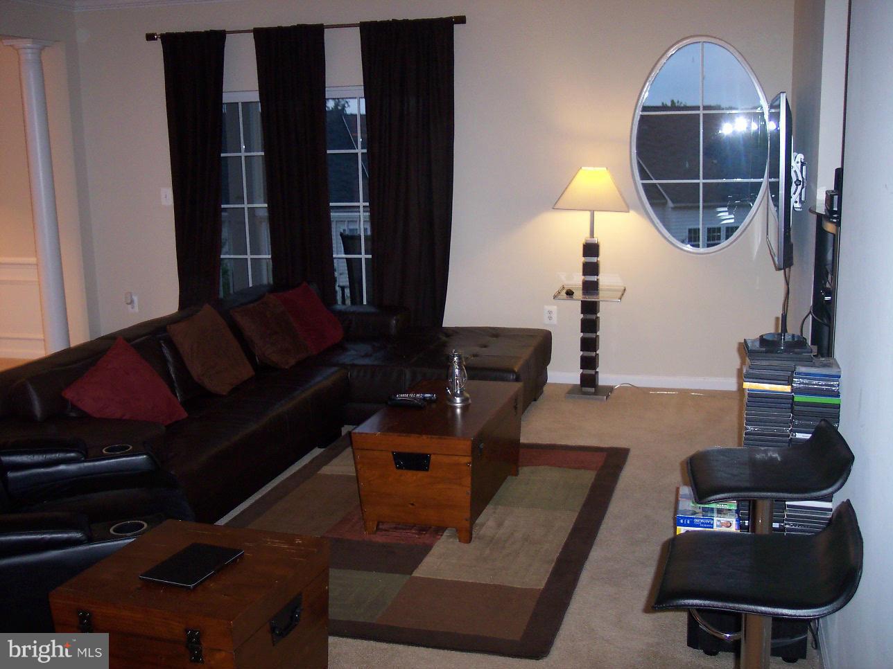 THE RESERVE CONDOMINIUMS - Residential Lease