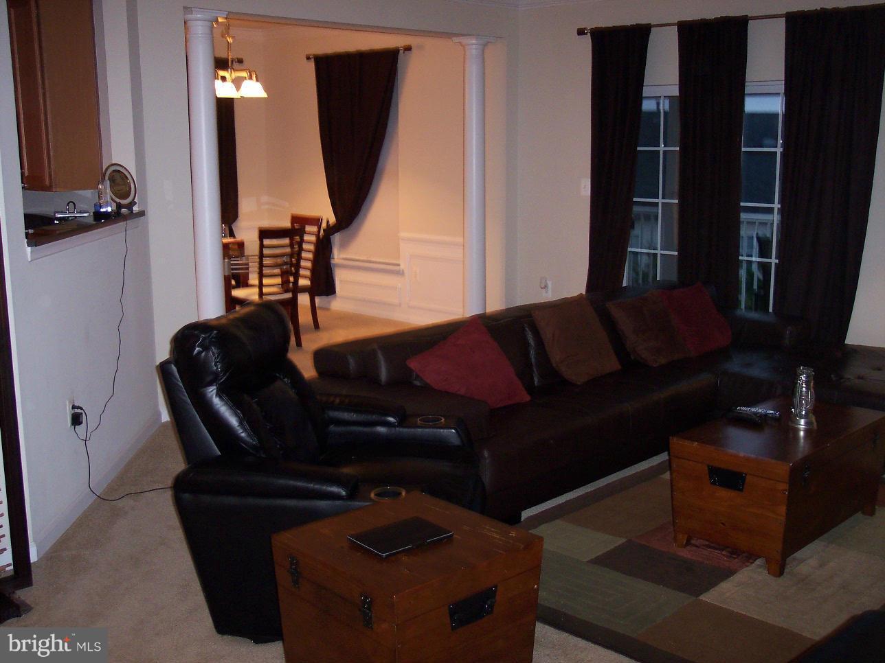 THE RESERVE CONDOMINIUMS - Residential Lease