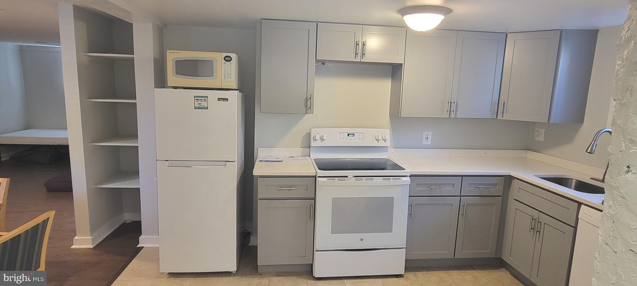 CEDARCROFT HISTORIC DISTRICT - Residential Lease