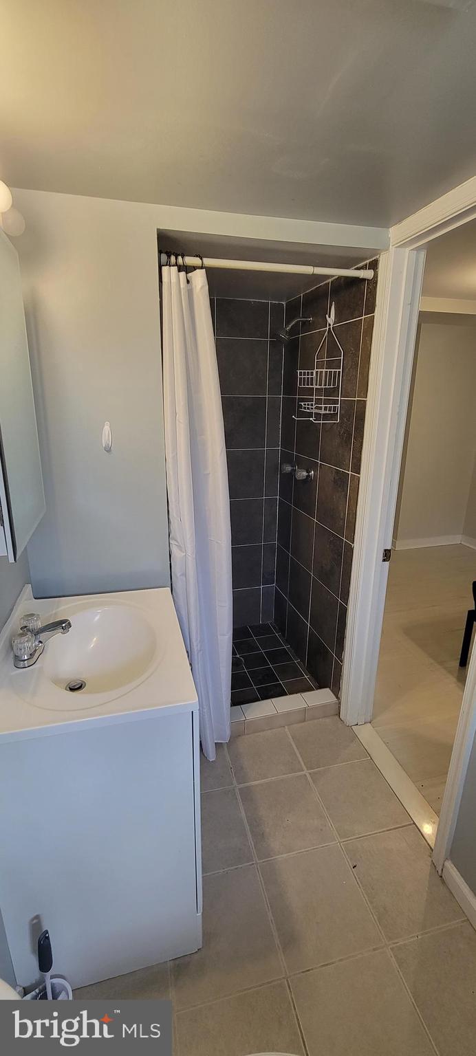 CEDARCROFT HISTORIC DISTRICT - Residential Lease