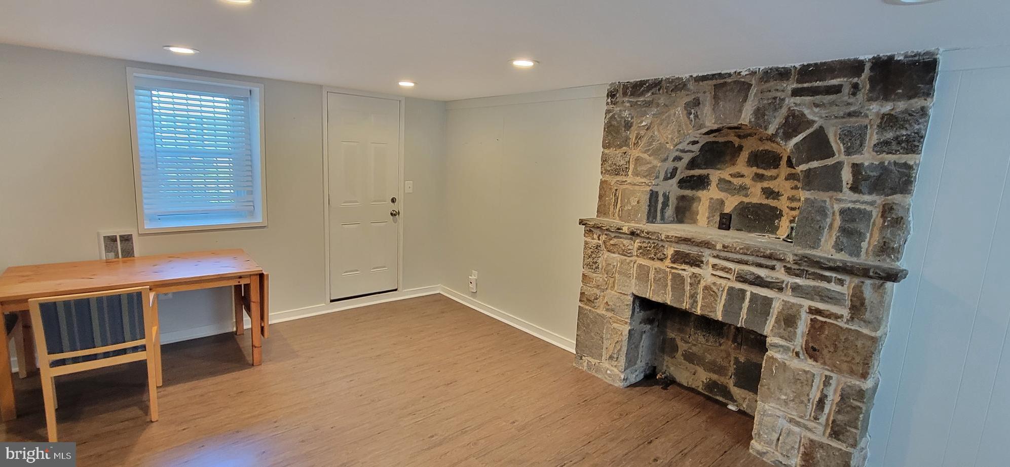 CEDARCROFT HISTORIC DISTRICT - Residential Lease