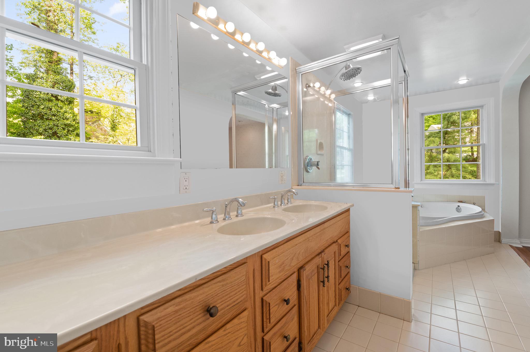 WOODLEA-CONESTOGA - Residential