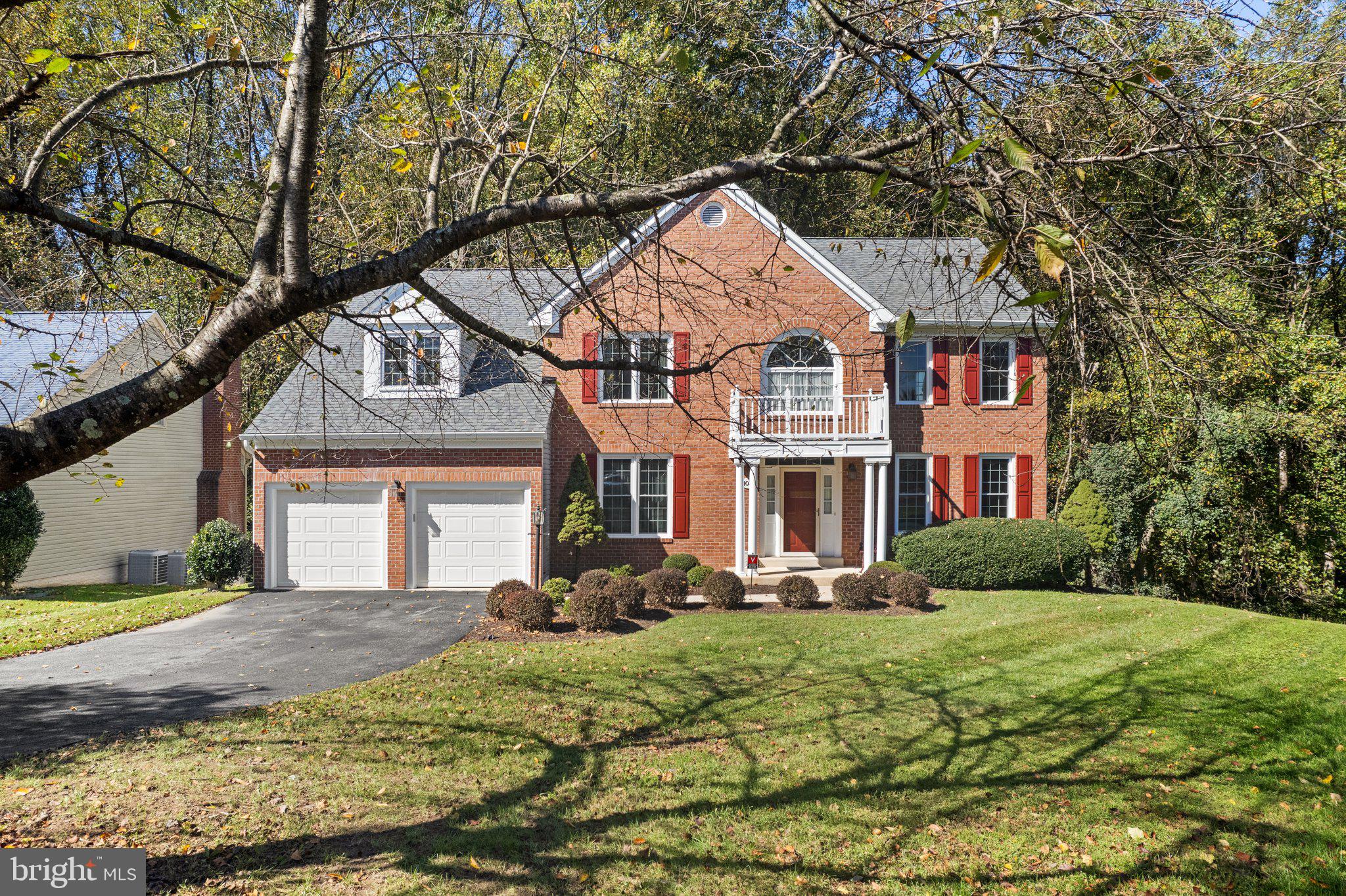 HUNTERS CREEK FARM - Residential